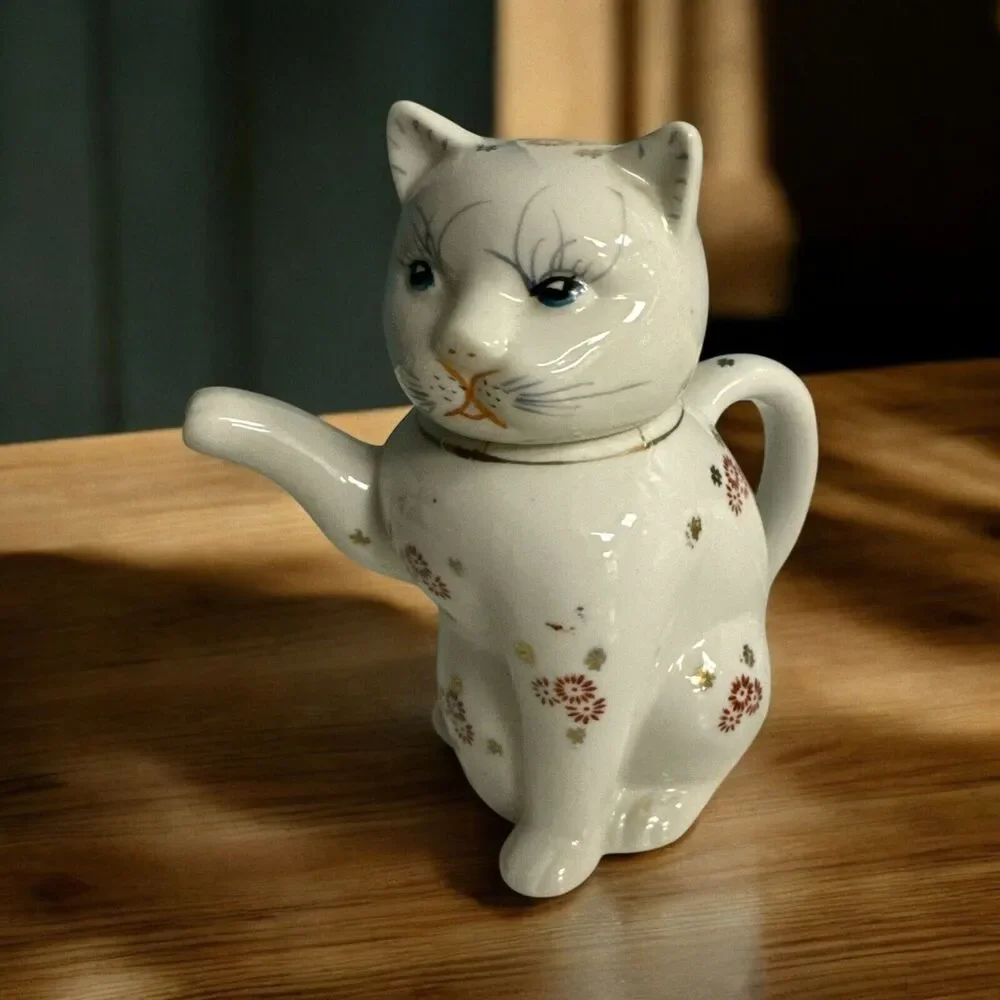 Vintage Oriental Ceramic Kitty Fat Cat Teapot Tea Pot Made In China